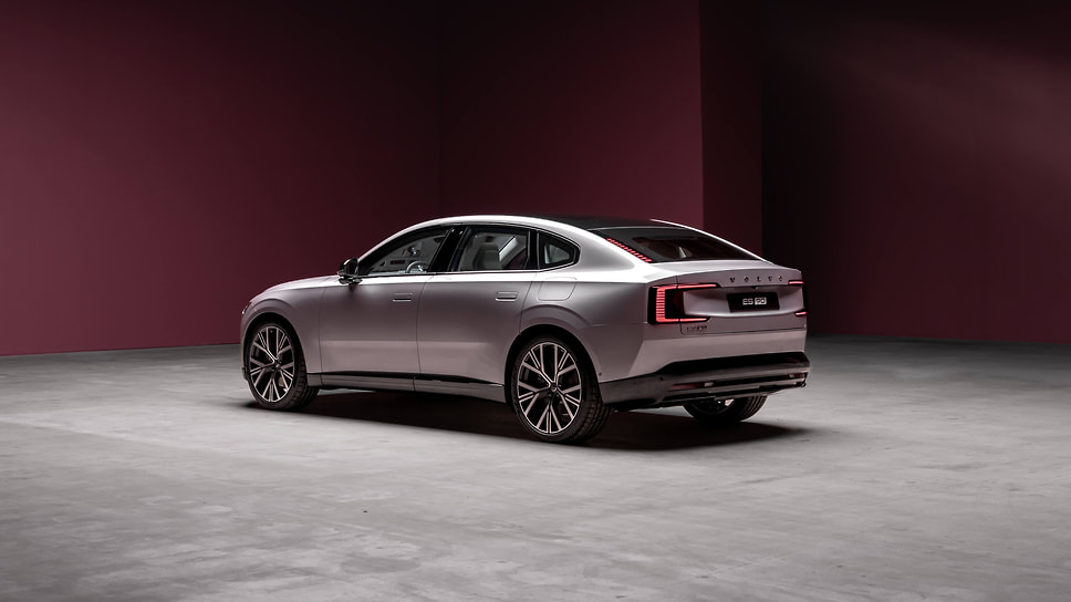 Volvo ES90