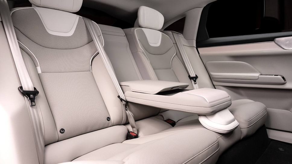 Volvo ES90