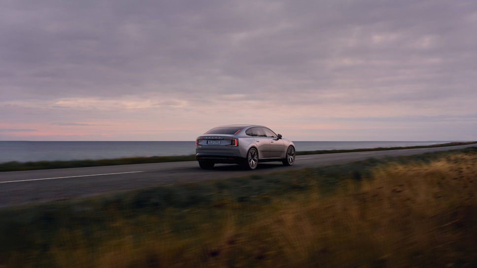 Volvo ES90 