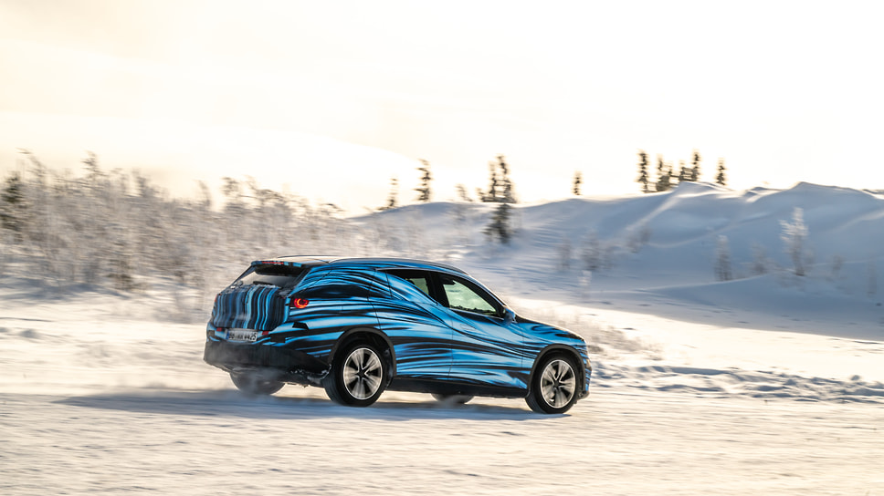 Полностью электрический Mercedes-Benz GLC на испытаниях в заполярной Швеции