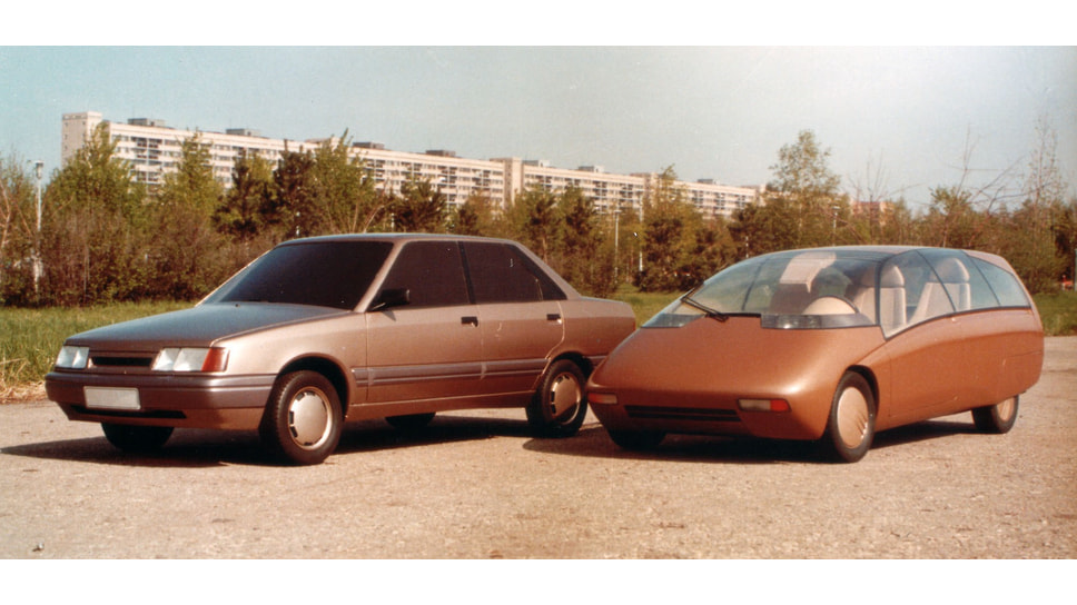 Посетивший в 1986 году Тольятти и Волжский автомобильный завод Михаил Сергеевич Горбачев бросил реплику: «ВАЗ должен стать законодателем в автостроении в мире». Прозвучало самонадеянно, но дизайнеры старались воплотить слова в жизнь. На фотографии слева — один из прототипов ВАЗ-2110, а справа — концепт-кар 1990 года с индексом Х, представлявший собой 7-местный минивэн