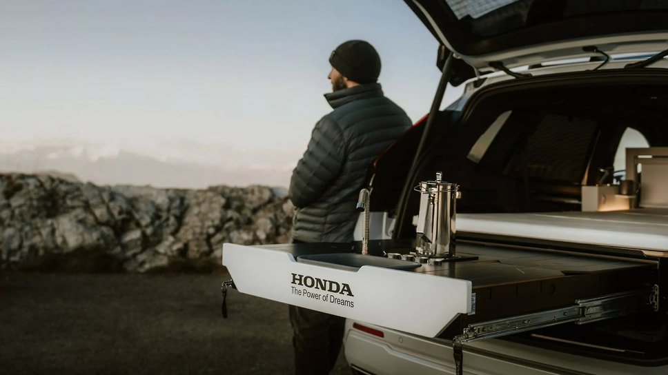 Европейское подразделение компании Honda в честь 30-летия кроссовера CR-V представила на базе модели концептуальный кемпер Dream Pod