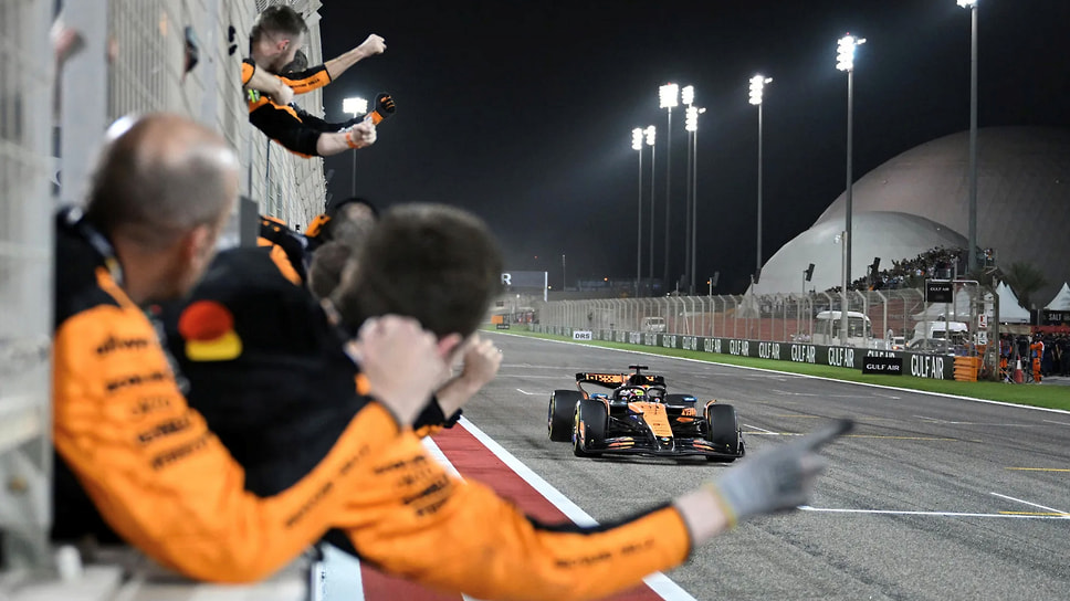 Команда McLaren приветствует Ландо Норриса