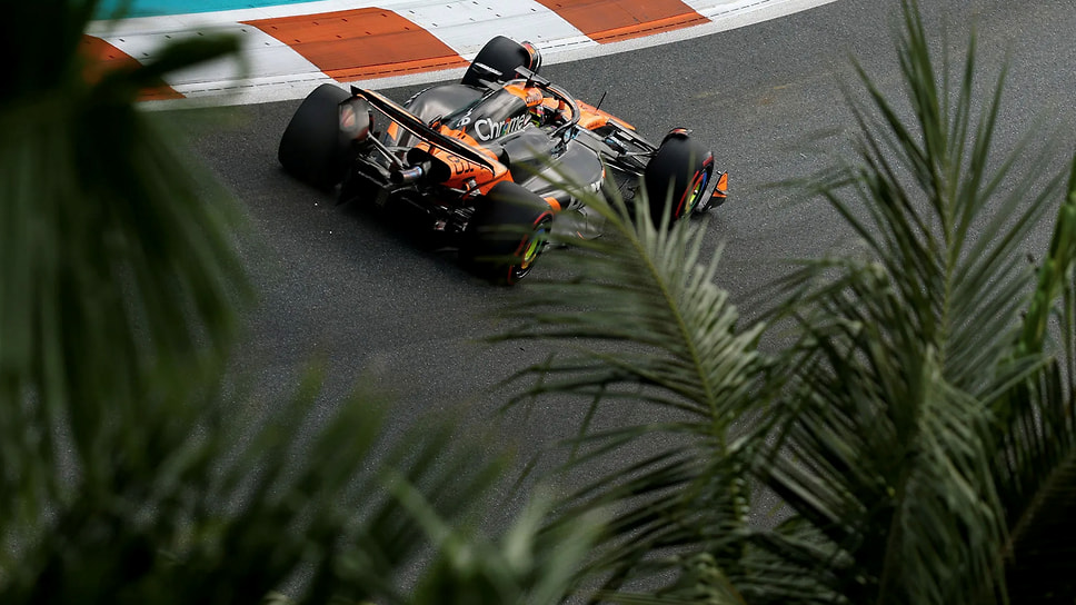 Пальмы и McLaren