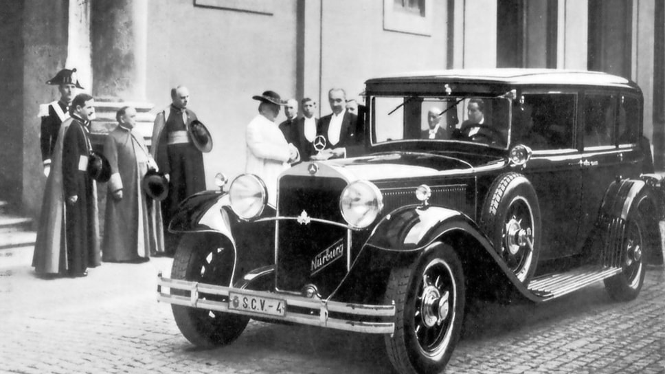 В том же 1930 году, но уже 14 ноября Ватикан получил в дар еще один автомобиль — немецкий Mercedes Benz Typ 460 Nurburg, также в ознаменование примирения между церковью и Италией