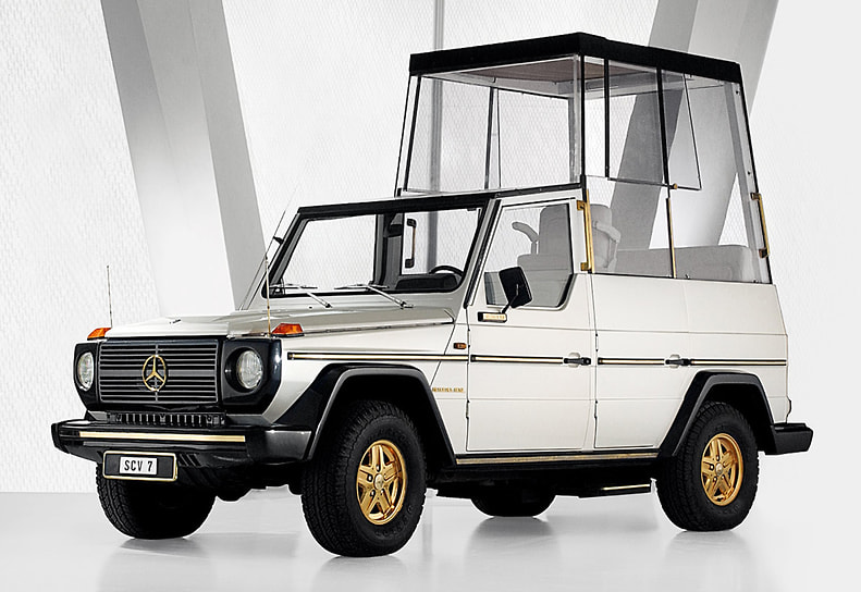 В 1983 году подоспел Mercedes-Benz 230GE с бронезащитой, которым Иоанн Павел II  пользовался много лет. Сейчас автомобиль — экспонат заводского музея в Штутгарте