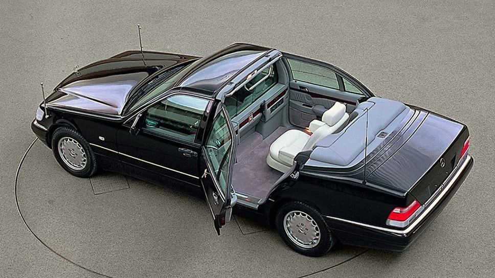В 1997 году в Штутгарте построили папамобиль Mercedes-Benz S500 в 140-м кузове — последнее мерседесовское ландоле в ХХ веке. В салоне привычный трон для понтифика, два отдельных кондиционера и система связи
