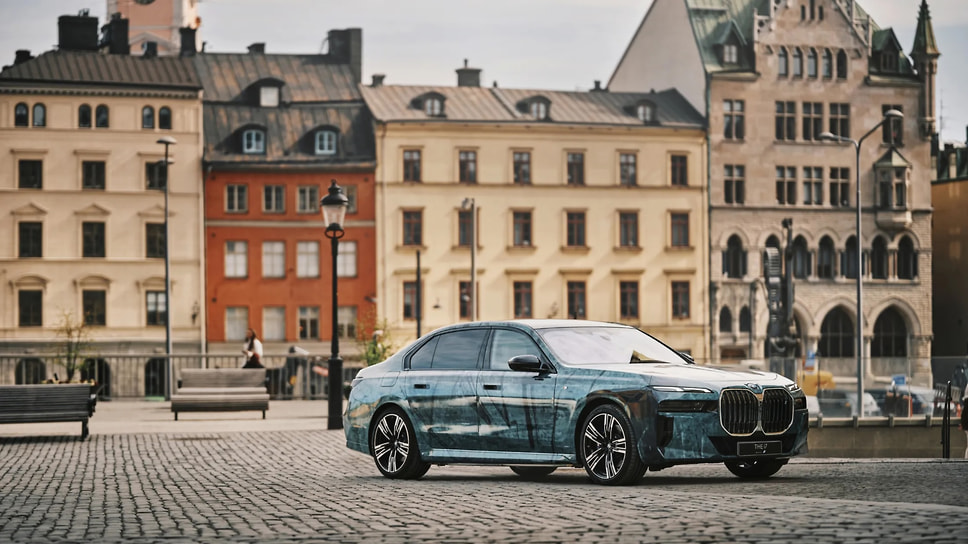 Оформленная немецким художником Грегором Хильдебрандтом BMW i7