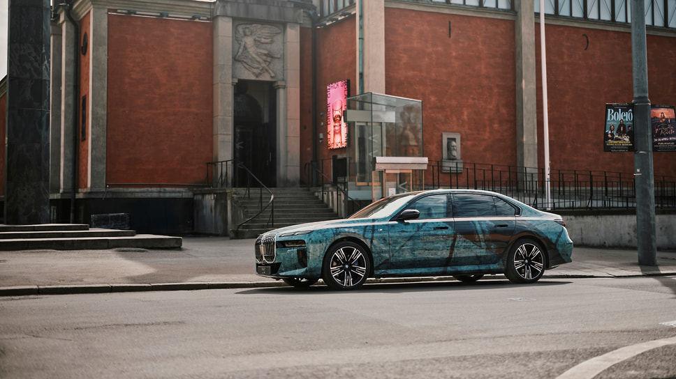 Оформленная немецким художником Грегором Хильдебрандтом BMW i7
