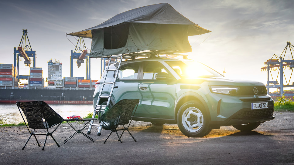 Палатка на крыше — один из аксессуаров нового Opel Frontera