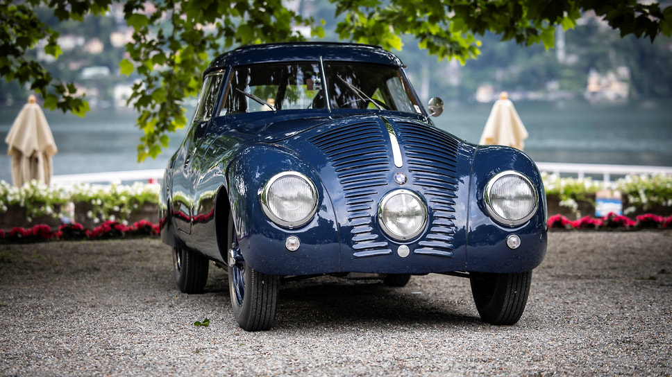Спортивный автомобиль BMW 328 Fachsenfeld Streamline был построен на базе BMW 328, основное отличие Streamline от стандартной модели — в его обтекаемой, аэродинамически оптимизированной форме кузова, разработанной компанией Fachsenfeld. Автомобиль выставлялся в Классе B — «Десятилетие гонки автомобильных вооружений: 1928-1938 годы»