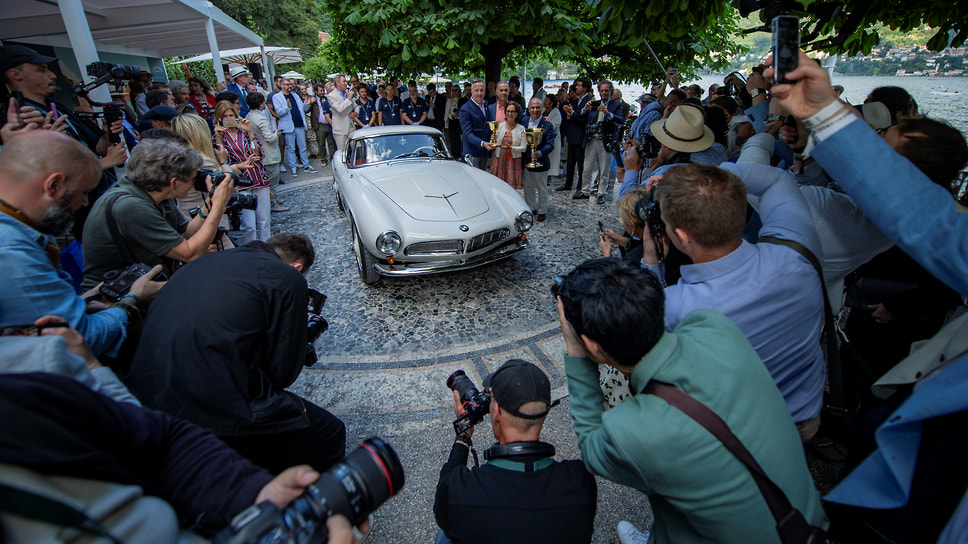 Приз Coppa d’Oro Villa d’Este, который выбирают публичным референдумом, получил BMW 507, выпущенный в 1957 году