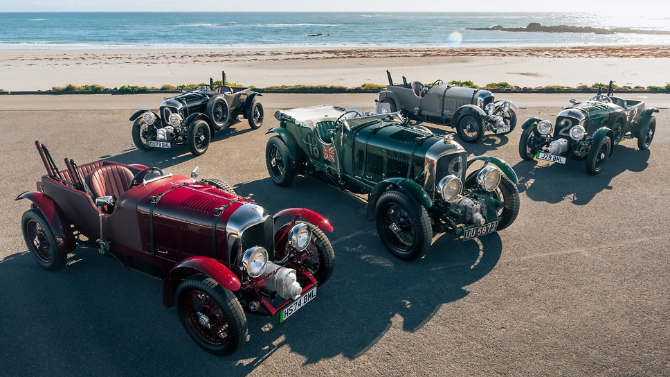Bentley Bowler (в центре) в окружении Bentley Bowler Jnr — которые тоже являются репликами машины 1929 года, но уменьшенными на 15 процентов относительно оригинала и поставленными на электротягу