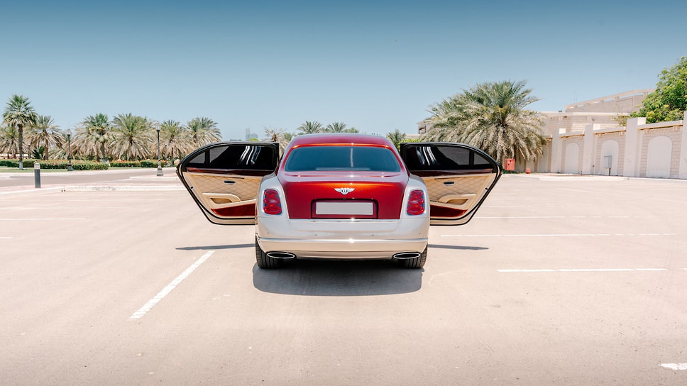 Bentley Mulsanne Grand Limousine
