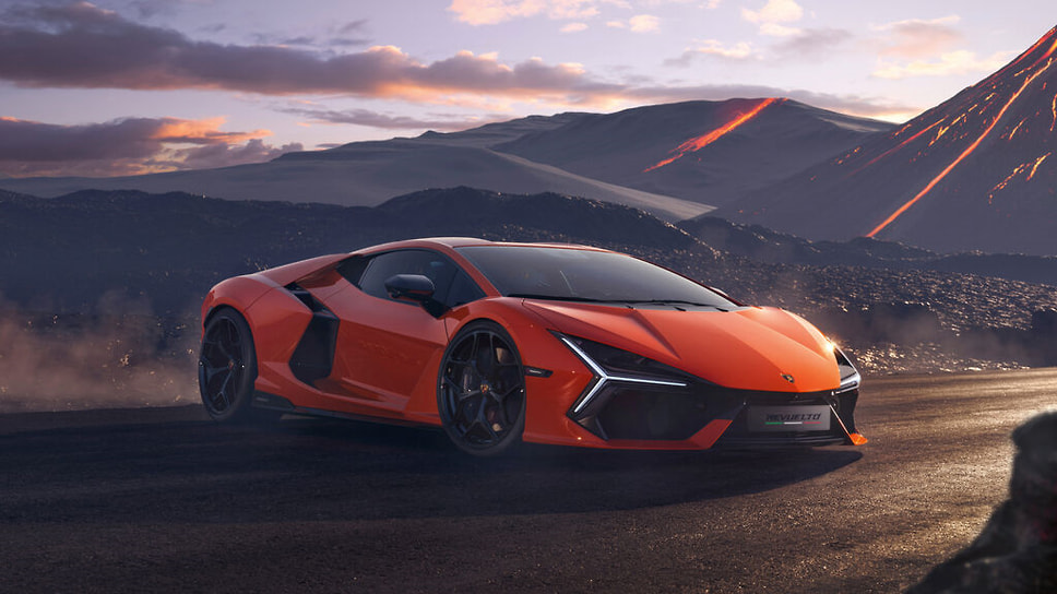 &lt;b>Lamborghini Revuelto. Red Dot 2025 Best of the Best.&lt;/b>
Последние лет десять уже не раз шутили, что актуальный дизайн машин из Сант-Агаты-Болоньез показывает, «как построить машину без единого гвоздя, только с помощью топора». Но в Lamborghini полагают, что именно такой вид подчеркивает, что гибридная установка суперкара развивает 1015 л.с. Кроме того, конструкторы уверяют, что такие формы аэродинамически эффективны
