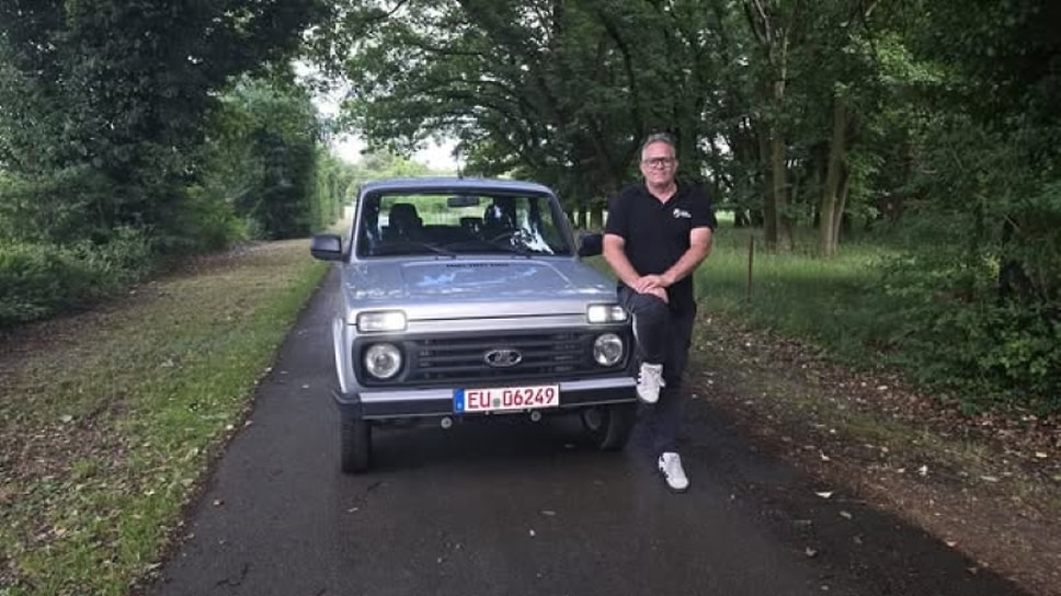 В Германии начались продажи новых Lada Niva, этот бренд в Германии принадлежит не АвтоВАЗу, а господину Генриху Хардту (на фото)