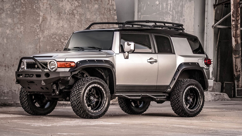 Toyota FJ 2007–2015