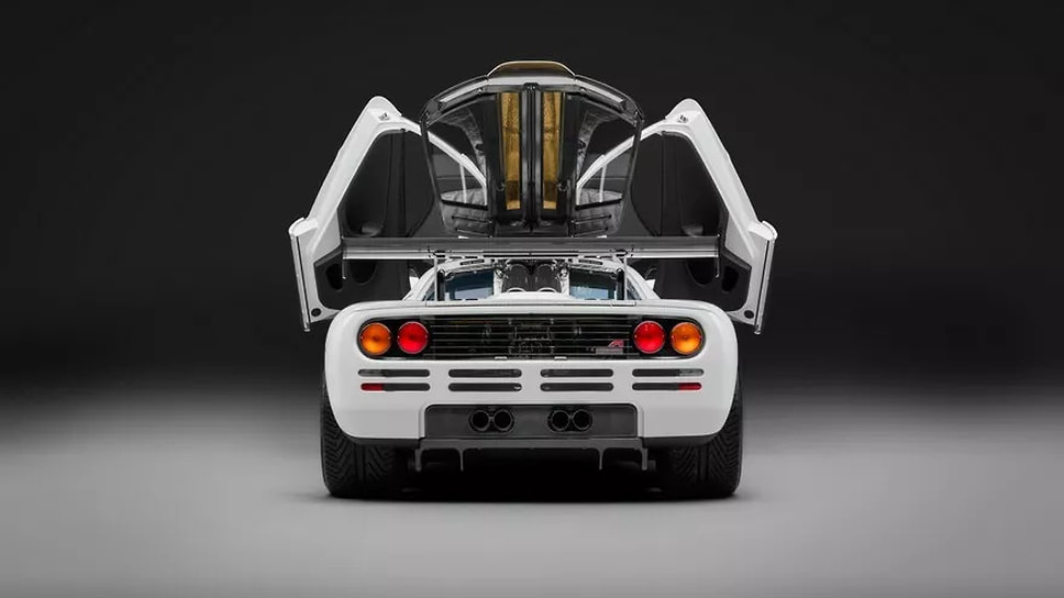 Суперкар McLaren F1 из легендарной автомобильной коллекции султана Брунея, который оценивают в 21 млн долларов, планируют продать на открытом аукционе