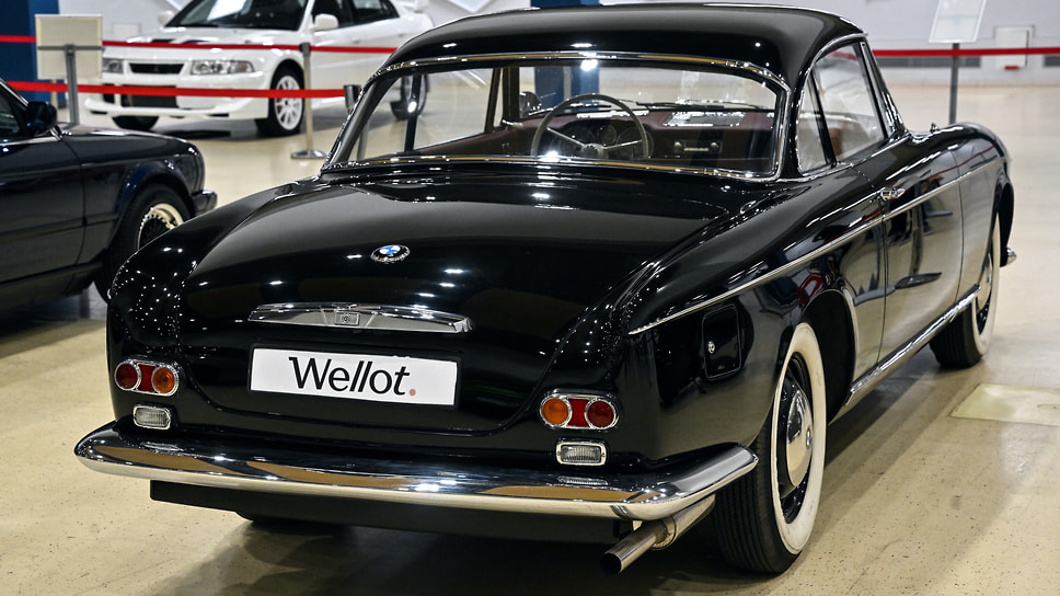 Лот №12. BMW 503 Coupe (1960 г.). Дизайнер Альбрехт фон Герц считал 503 своим лучшим произведением. Под капотом 3,2-литровый V8 мощностью в 140 сил