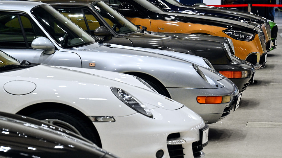 На аукцион представлены и другие модели компаний BMW, Mercedes-Benz и Ferrari, а также Aurus, Jaguar, Maserati и Porsche