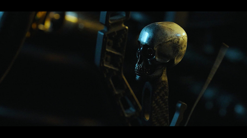 Кадр из фильма «Хот Род „Летающий кирпич“»