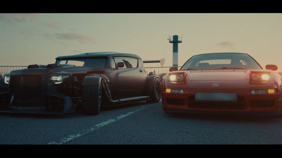 Кадр из фильма «Хот Род „Летающий кирпич“»