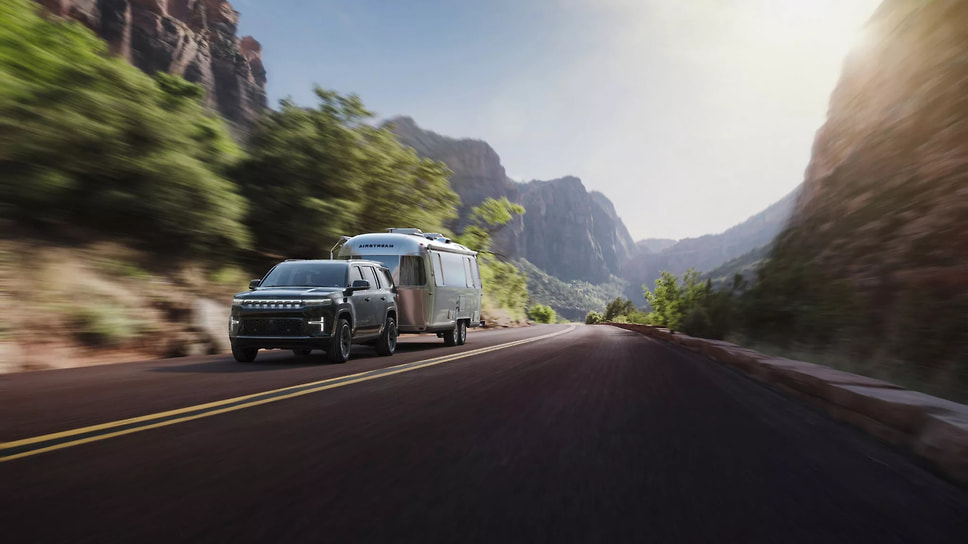 В линейке компании Jeep среди моделей Wagoneer и Grand Wagoneer, которые были представлены в 2021 году, осталась только последняя