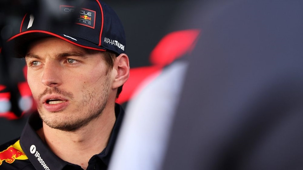 А вот и обидчик Джорджа собственной персоной. Этот своего не отдаст никогда, да и чужое поделит надвое