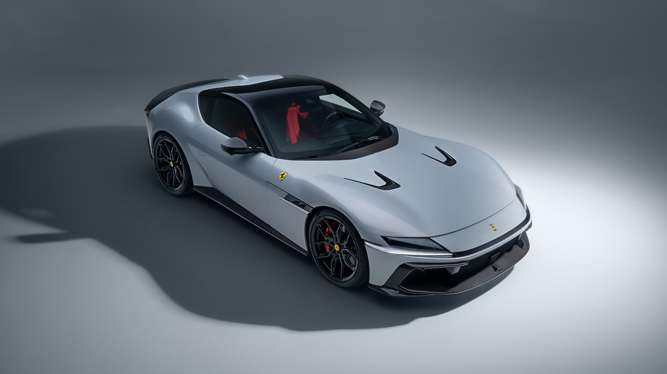 Купе Ferrari 12Cilindri от немецких тюнеров из Novitec. Специалисты разработали совершенно новую выпускную систему с выхлопными трубами, которые дополнительно предлагают покрыть золотом 999 пробы