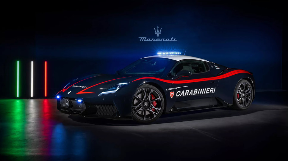 Maserati передала итальянским карабинерам 630-сильный суперкар MCPura, который будет использоваться в качестве автомобиля для экстренной транспортировки органов и крови