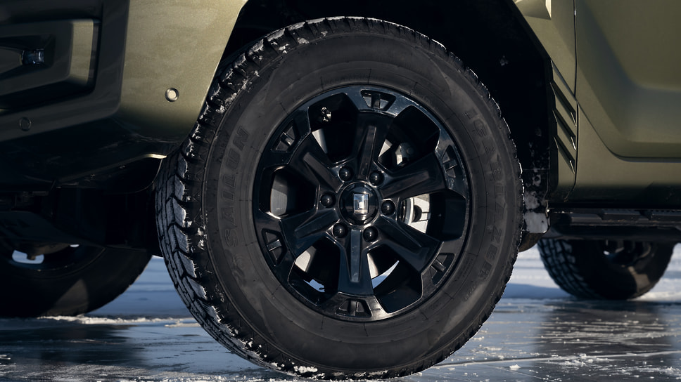Tank 400 Premium