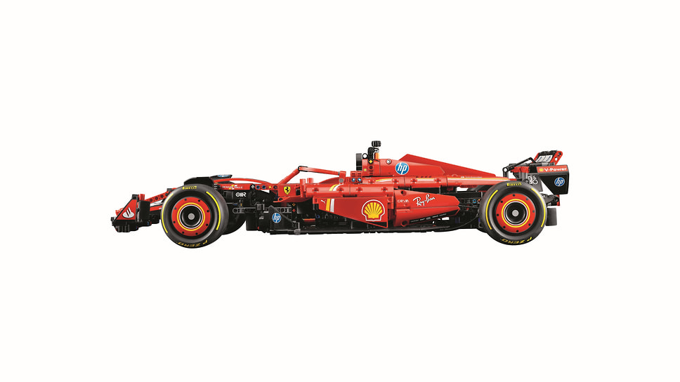 Lego Technic Scuderia Ferrari SF-24 F1