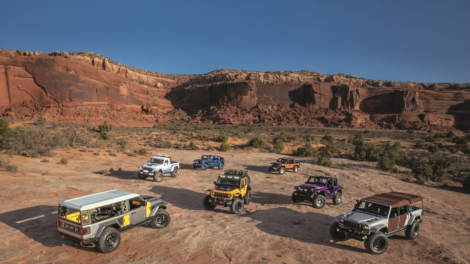 Концепты своих внедорожников Jeep представляет на Easter Jeep Safari
с 2002 года. Исключением стал
2020-й, тогда и само мероприятие
было отменено из-за пандемии
коронавируса. В этот раз кроме
семи концептов компания привезла в Моаб серийный Wagoneer в комплектации Overland 