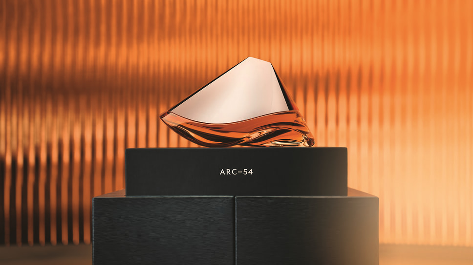 Виски Aston Martin Bowmore ARC-54